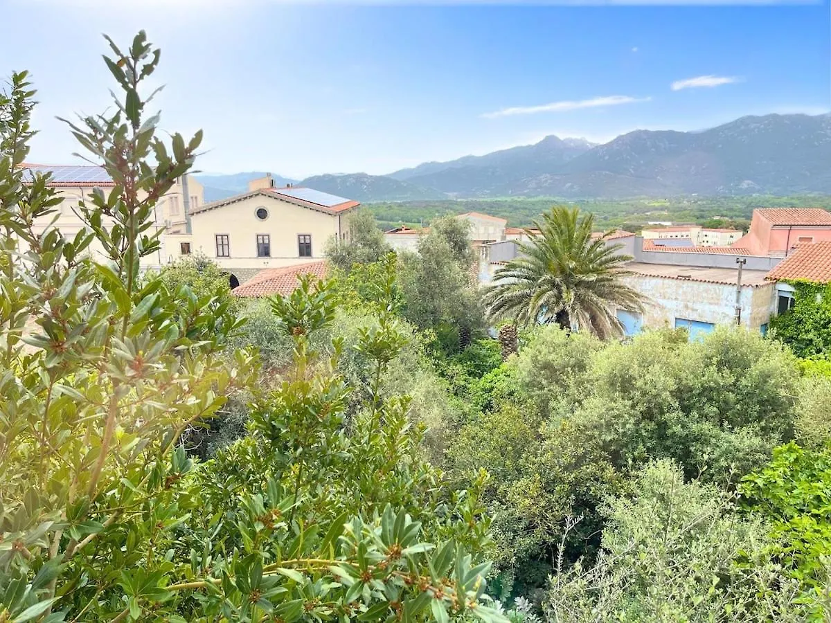 Centro Storico, Sole Di Gallura, Free Parking Tempio Pausania 0*,  Ιταλία